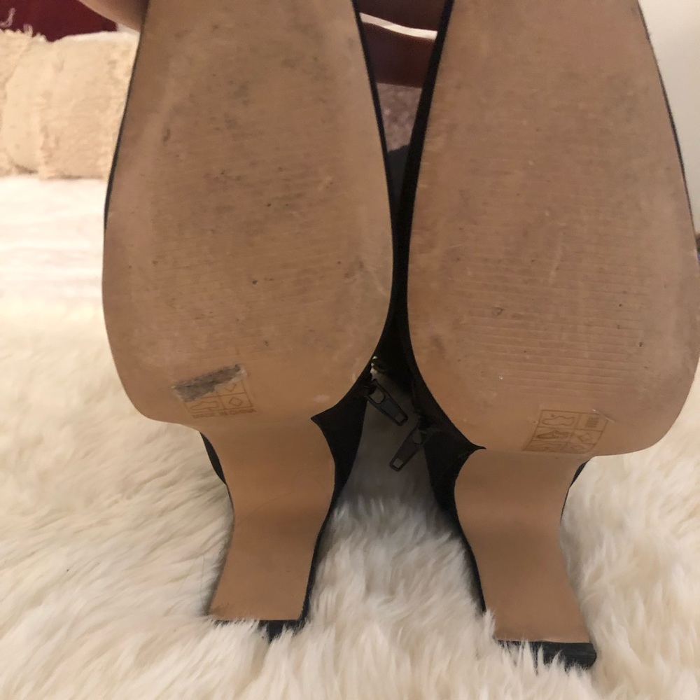 Misguided Sock Booties - Picture 4 of 5